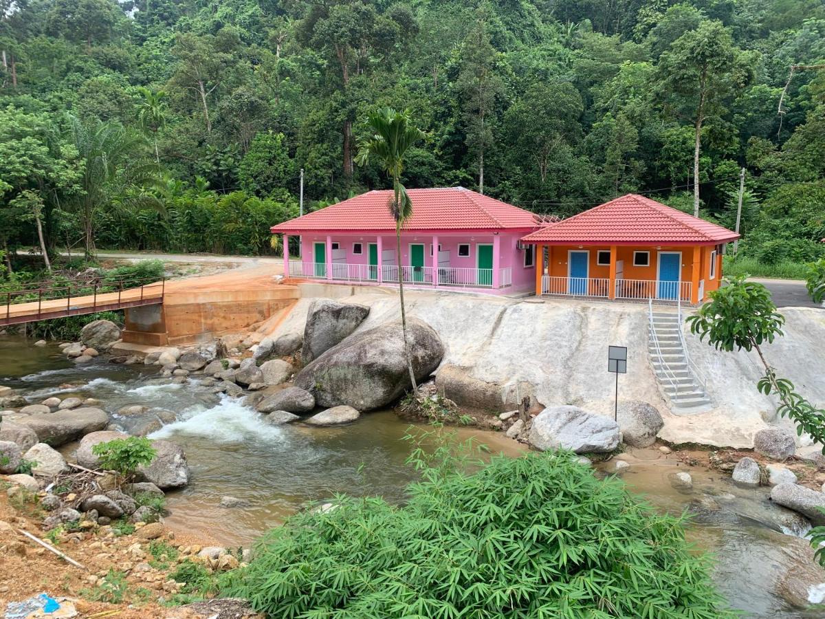 Chalet Latip D'Ayer Itam Kampong Ayer Hitam (Perak) Exterior foto