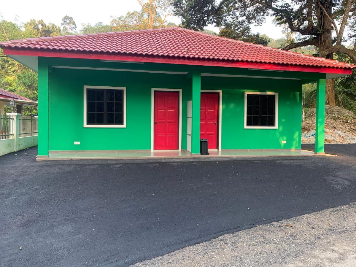 Chalet Latip D'Ayer Itam Kampong Ayer Hitam (Perak) Exterior foto