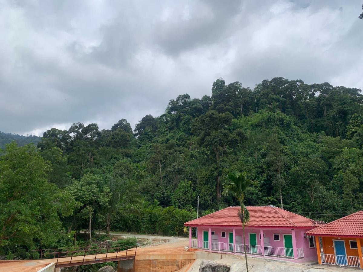 Chalet Latip D'Ayer Itam Kampong Ayer Hitam (Perak) Exterior foto